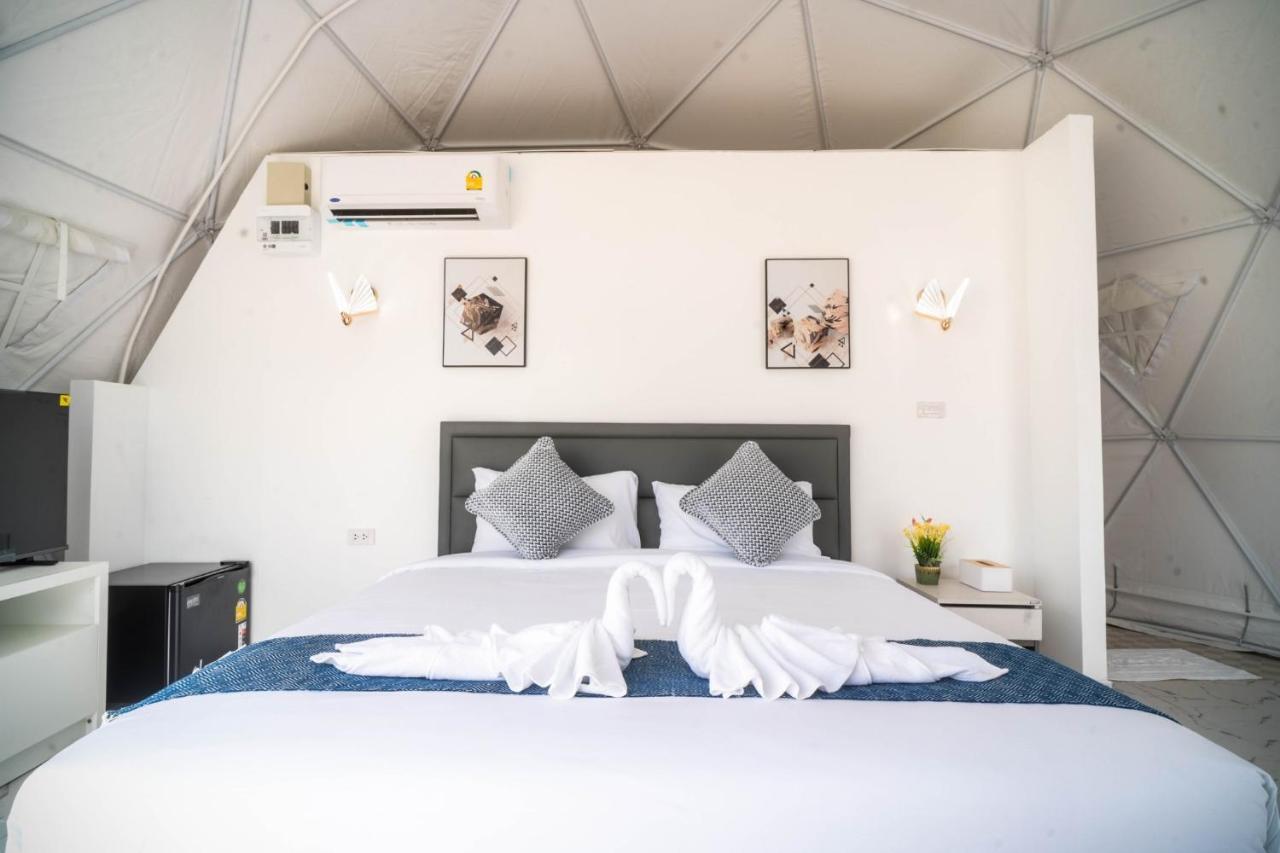 Athena Glamping Khaoyai Pakchong